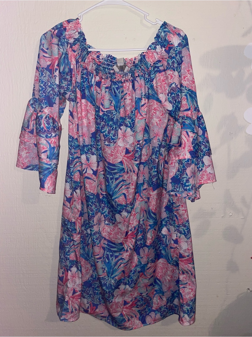 Charlie Paige Dress Tropical Floral Off Shoulder Tiered Bell Sleeve